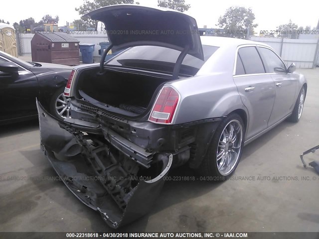 2C3CA5CG4BH546383 - 2011 CHRYSLER 300 LIMITED SILVER photo 4