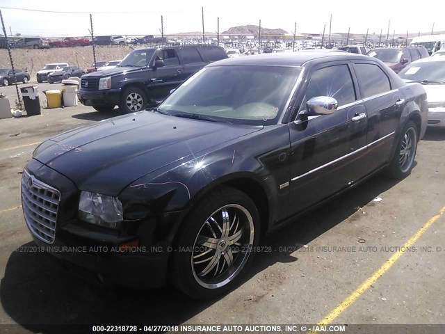 2C3CA5CV7AH106252 - 2010 CHRYSLER 300 TOURING BLACK photo 2