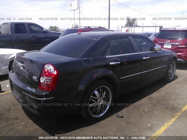 2C3CA5CV7AH106252 - 2010 CHRYSLER 300 TOURING BLACK photo 4