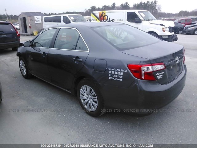 4T1BF1FK0CU190381 - 2012 TOYOTA CAMRY SE/LE/XLE GRAY photo 3