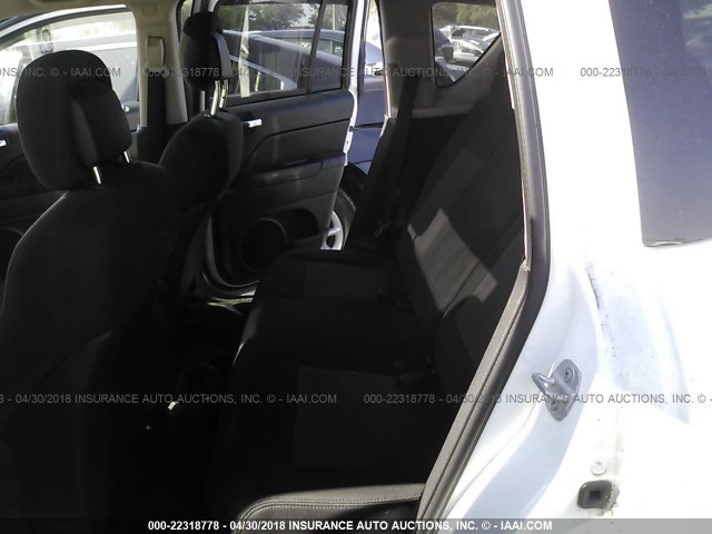 1C4NJDEB6DD280462 - 2013 JEEP COMPASS LATITUDE თეთრი ფოტო 8