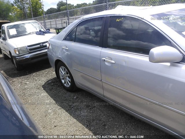 4T1BF3EK0BU216327 - 2011 TOYOTA CAMRY SE/LE/XLE SILVER photo 6