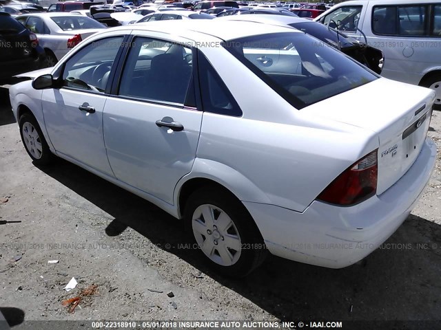 1FAFP34N67W118919 - 2007 FORD FOCUS ZX4/S/SE/SES 白色 照片 3
