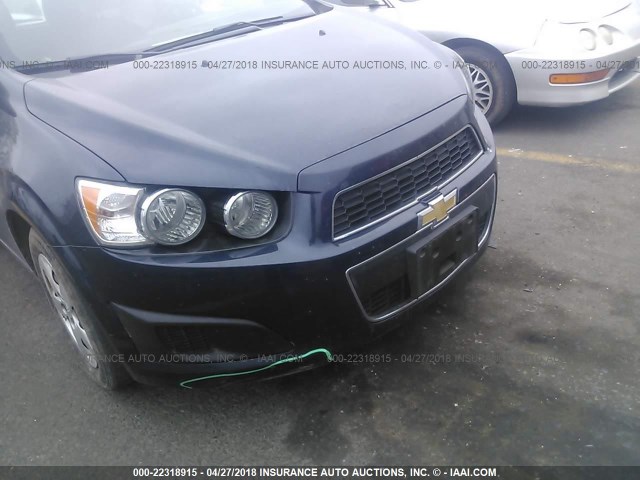 1G1JA6SG1F4159280 - 2015 CHEVROLET SONIC LS BLUE photo 6
