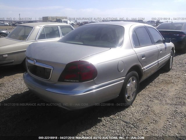 1LNHM97V82Y644942 - 2002 LINCOLN CONTINENTAL  Kahverengi fotoğraf 4