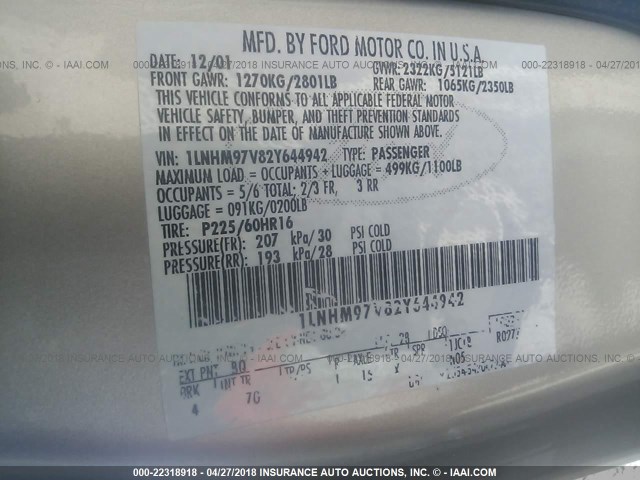 1LNHM97V82Y644942 - 2002 LINCOLN CONTINENTAL  Kahverengi fotoğraf 9