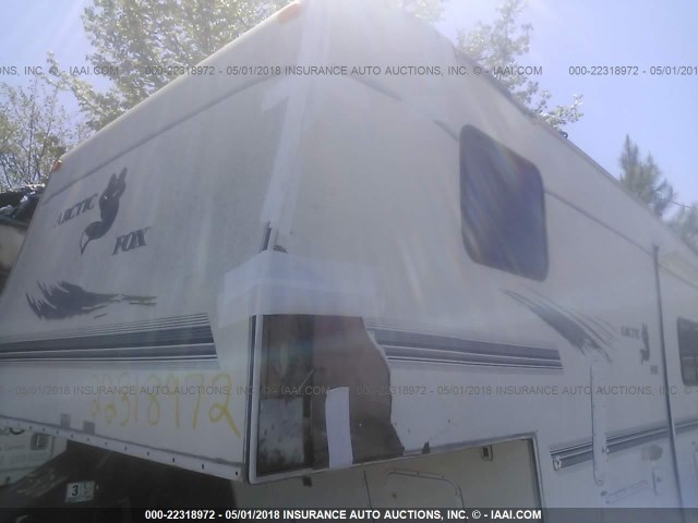 4N15N242410113757 - 2001 ARTIC FOX TRAVEL TRAILER  WHITE photo 6