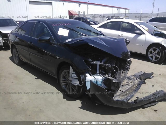 4T1BF1FK4HU425257 - 2017 TOYOTA CAMRY LE/XLE/SE/XSE BLACK photo 1