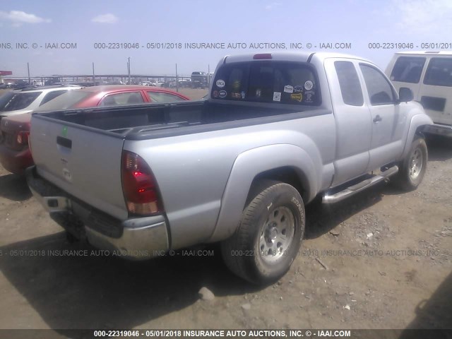 5TETU62N76Z179921 - 2006 TOYOTA TACOMA PRERUNNER ACCESS CAB SILVER photo 4