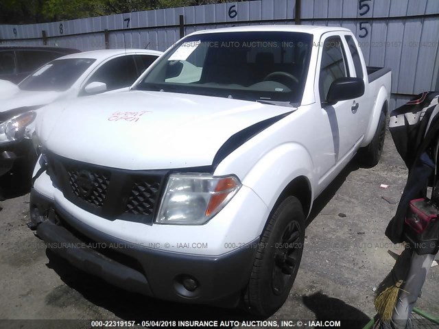 1N6BD06TX7C412768 - 2007 NISSAN FRONTIER KING CAB XE WHITE photo 2