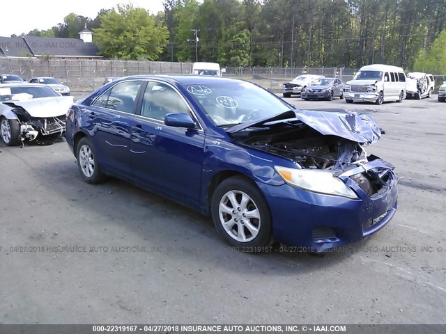 4T1BF3EK3BU597817 - 2011 TOYOTA CAMRY SE/LE/XLE BLUE photo 1