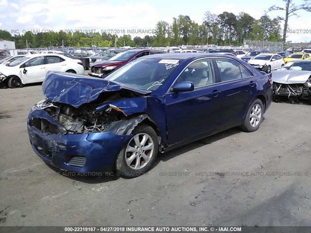 4T1BF3EK3BU597817 - 2011 TOYOTA CAMRY SE/LE/XLE BLUE photo 2
