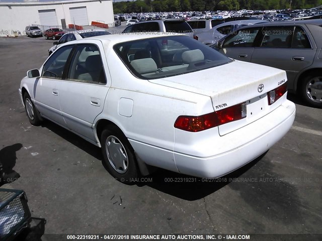 4T1BG22K0YU955976 - 2000 TOYOTA CAMRY CE/LE/XLE 白色 照片 3