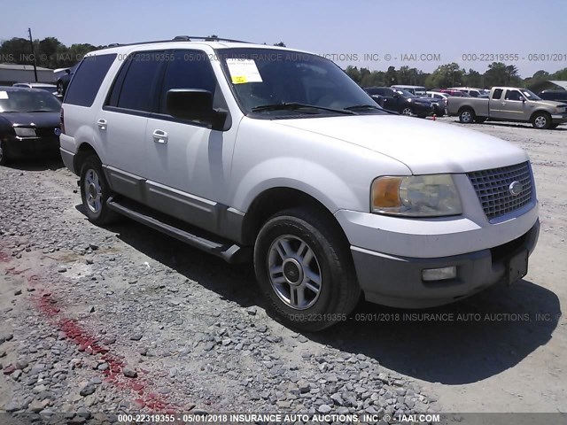 1FMRU15W03LA37630 - 2003 FORD EXPEDITION XLT თეთრი ფოტო 1