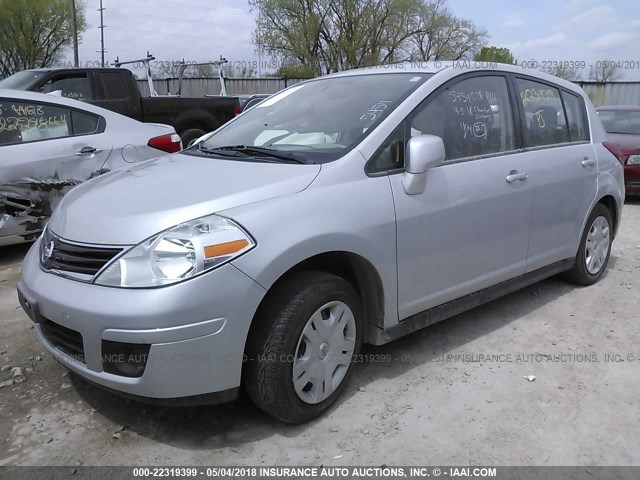 3N1BC1CP1CK242987 - 2012 NISSAN VERSA S/SL SILVER photo 2