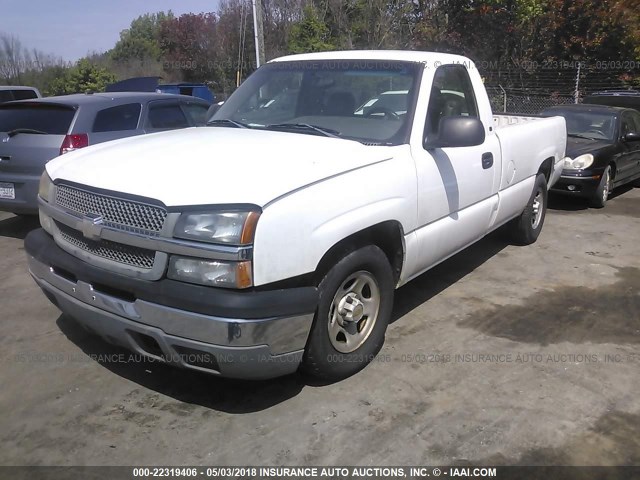 1GCEC14X34Z101920 - 2004 CHEVROLET SILVERADO C1500 WHITE photo 2