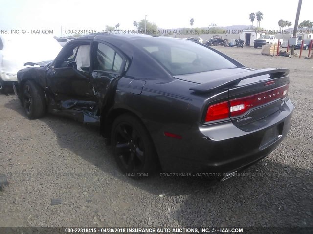 2C3CDXCT1DH647979 - 2013 DODGE CHARGER R/T GRAY photo 3