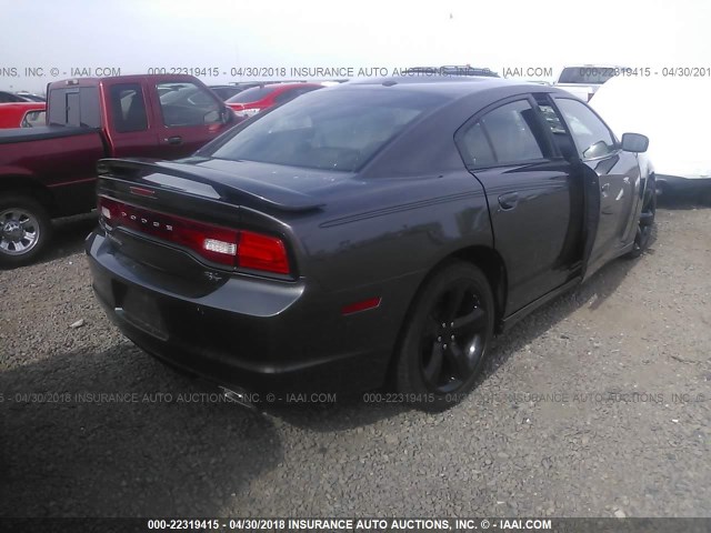 2C3CDXCT1DH647979 - 2013 DODGE CHARGER R/T GRAY photo 4