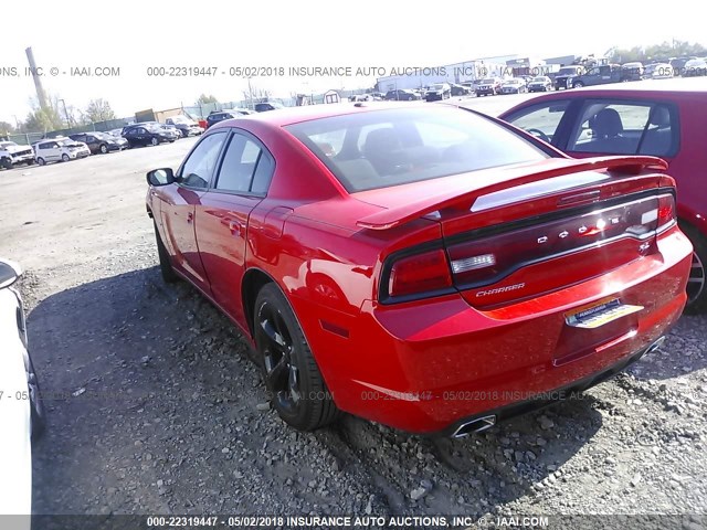 2C3CDXCT5EH330529 - 2014 DODGE CHARGER R/T RED photo 3