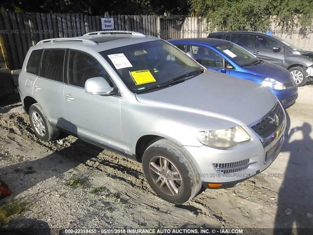 WVGBE77L28D038154 - 2008 VOLKSWAGEN TOUAREG 2 V6 SILVER photo 1