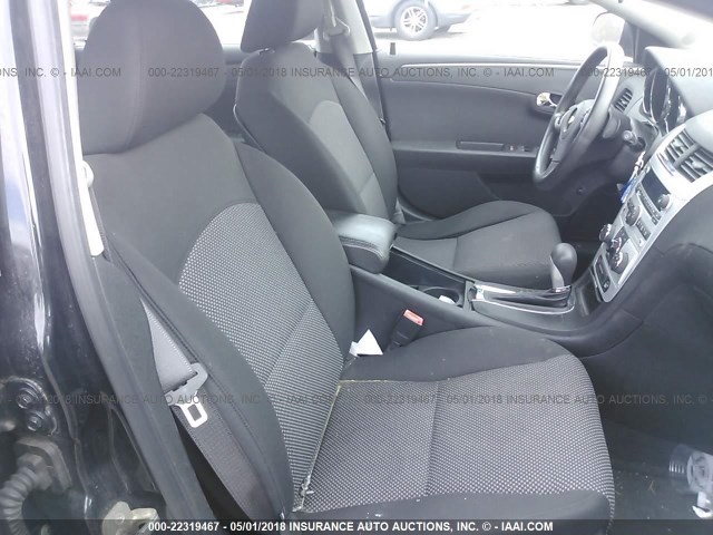 1G1ZC5EB9AF227295 - 2010 CHEVROLET MALIBU 1LT 黑色 照片 5