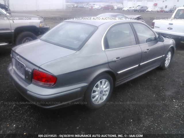 KMHWF35H13A901588 - 2003 HYUNDAI SONATA GLS/LX SILVER photo 4