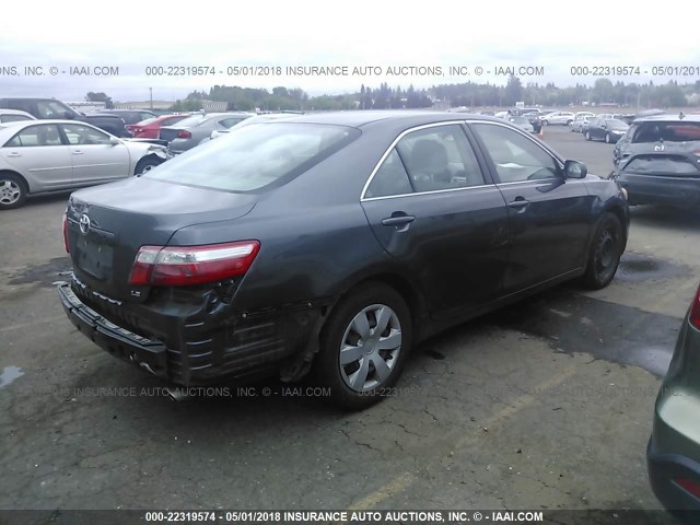 4T1BK46K38U564843 - 2008 TOYOTA CAMRY LE/XLE/SE GRAY photo 4