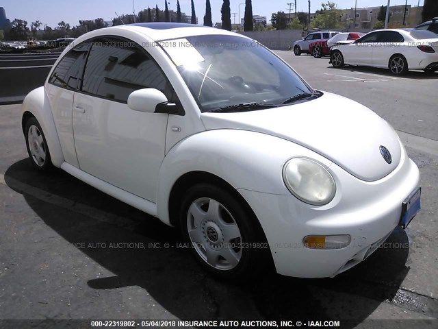 3VWDD21C31M421507 - 2001 VOLKSWAGEN NEW BEETLE GLX 白色 照片 1