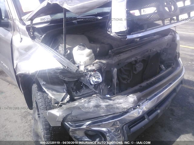 5TFUM5F19DX047916 - 2013 TOYOTA TUNDRA DOUBLE CAB SR5 GRAY photo 6