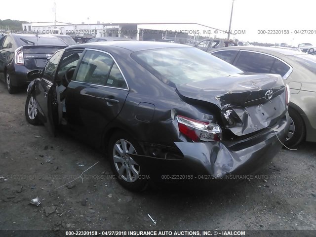 4T1BB46K98U031346 - 2008 TOYOTA CAMRY HYBRID GRAY photo 3