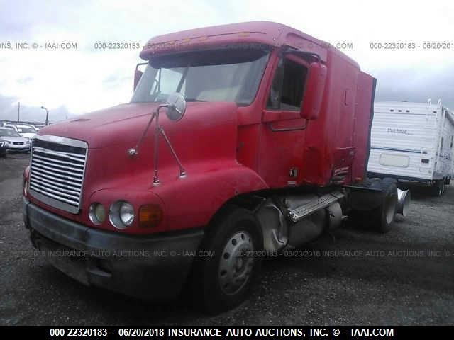 1FUYNWEB5YLB34560 - 2000 FREIGHTLINER CONVENTIONAL FLC112 RED photo 2