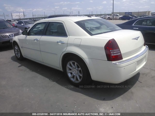 2C3AA63HX5H118909 - 2005 CHRYSLER 300C Champagne photo 3