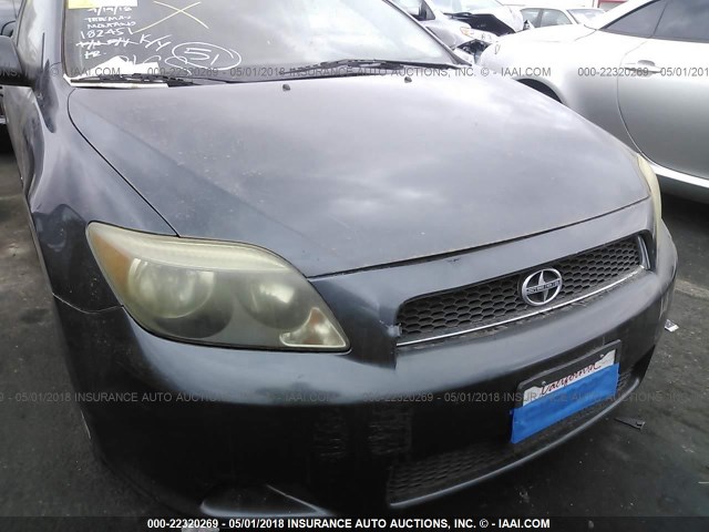 JTKDE177X70182451 - 2007 TOYOTA SCION TC 灰色 照片 6