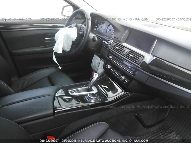 WBA5A7C51ED617763 - 2014 BMW 528 XI SILVER photo 5