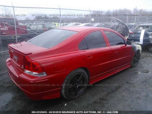 YV1RH527152445456 - 2005 VOLVO S60 R RED photo 4