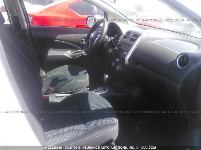 3N1CE2CP0EL384698 - 2014 NISSAN VERSA NOTE S/S PLUS/SV/SL WHITE photo 5