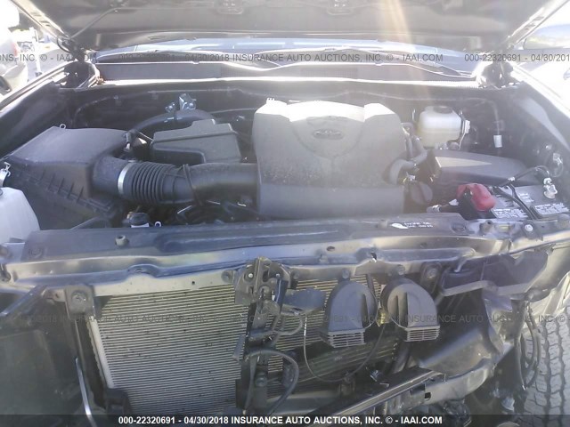 5TFCZ5AN3HX096414 - 2017 TOYOTA TACOMA DBL CAB/SR/TRDSPT/OR/PRO ნაცრისფერი ფოტო 10