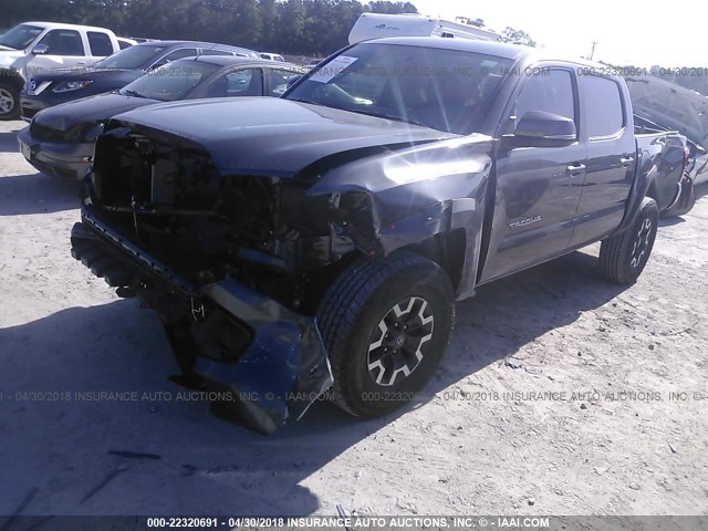 5TFCZ5AN3HX096414 - 2017 TOYOTA TACOMA DBL CAB/SR/TRDSPT/OR/PRO ნაცრისფერი ფოტო 2