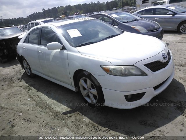 4T1BF3EK2AU546582 - 2010 TOYOTA CAMRY SE/LE/XLE WHITE photo 1