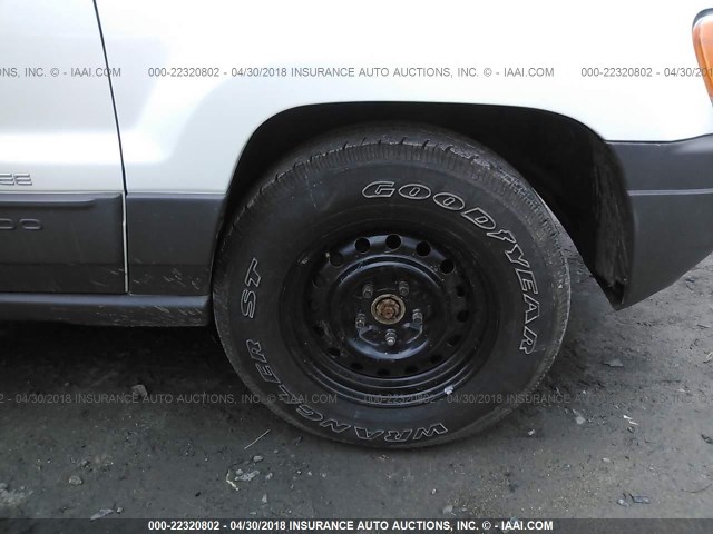 1J4GW48S34C413829 - 2004 JEEP GRAND CHEROKEE LAREDO/COLUMBIA/FREEDOM 白色 照片 6