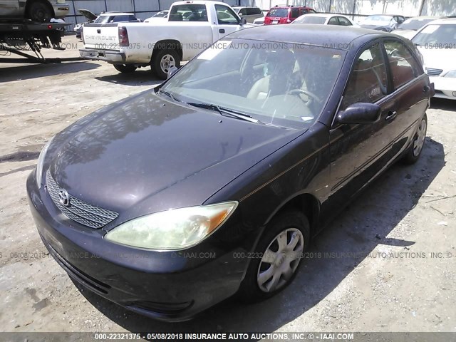 4T1BE32KX3U762335 - 2003 TOYOTA CAMRY LE/XLE/SE იასამნისფერი ფოტო 2