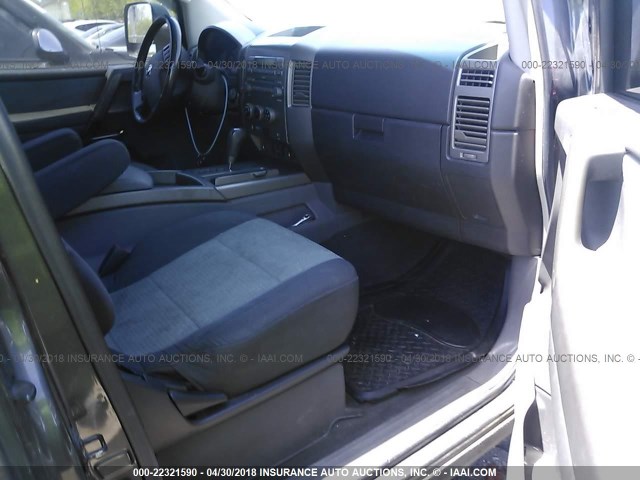 1N6BA06A65N536951 - 2005 NISSAN TITAN XE/SE/LE GRAY photo 5