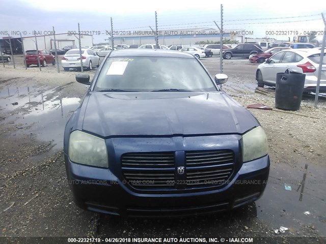 2D4FV48V85H182457 - 2005 DODGE MAGNUM SXT BLUE photo 6