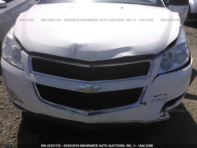 1GNKREED0BJ313187 - 2011 CHEVROLET TRAVERSE LS WHITE photo 10