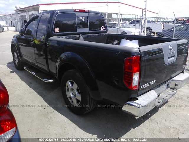 1N6AD06U77C442993 - 2007 NISSAN FRONTIER KING CAB LE/SE/OFF ROAD BLACK photo 3