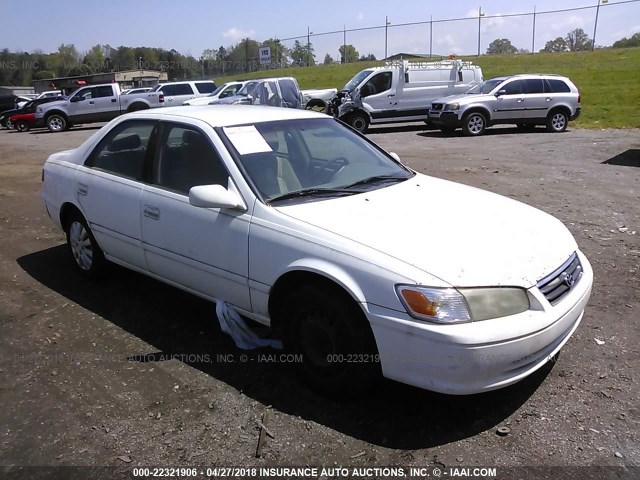 4T1BG22K91U800557 - 2001 TOYOTA CAMRY CE/LE/XLE WHITE photo 1