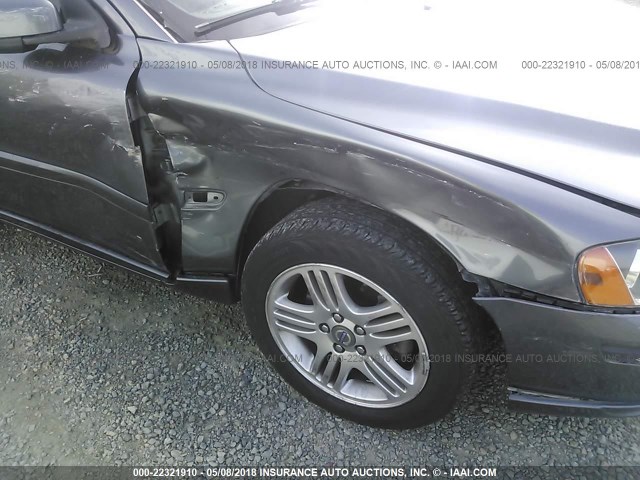 YV1RS592572614604 - 2007 VOLVO S60 2.5T GRAY photo 6
