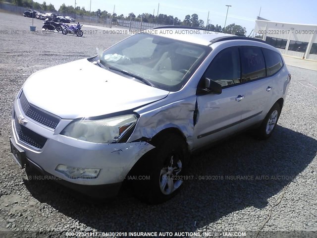 1GNER13D29S164326 - 2009 CHEVROLET TRAVERSE LS GRAY photo 2