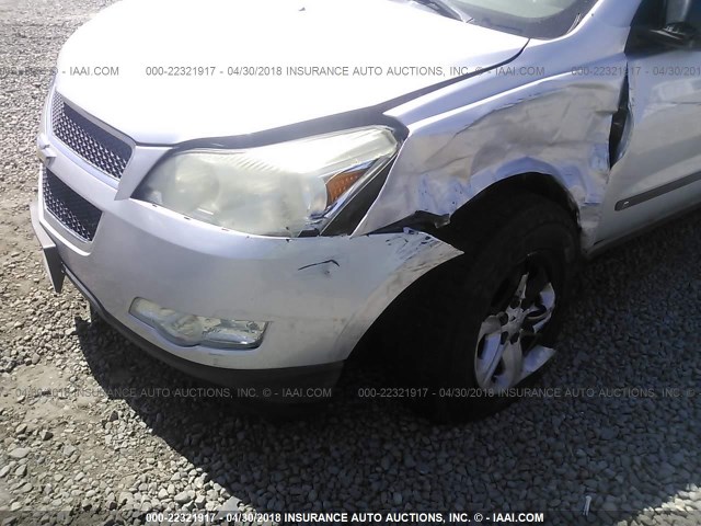 1GNER13D29S164326 - 2009 CHEVROLET TRAVERSE LS GRAY photo 6