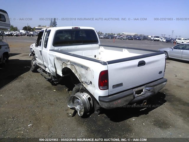 1FTWX33P17EA53786 - 2007 FORD F350 SUPER DUTY WHITE photo 3